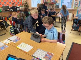 P4 making magical worlds on Minecraft